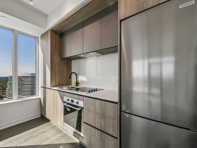 Apartment for rent in Central Erin Mills, Mississauga