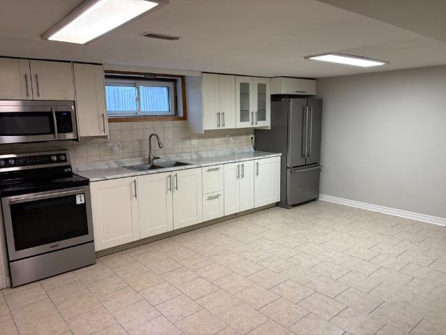 Apartment for rent in Ancaster, Ontario