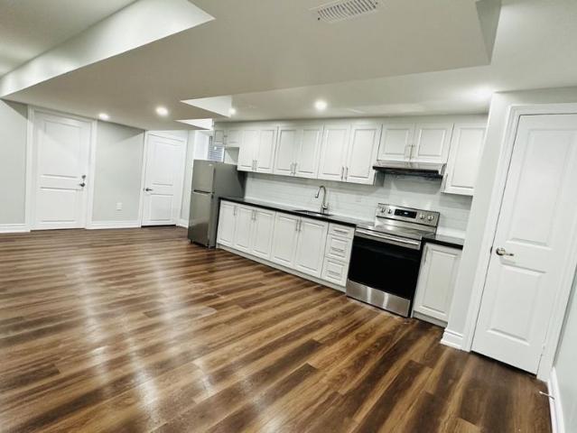 Apartment for rent in SouthFields Village, Caledon
