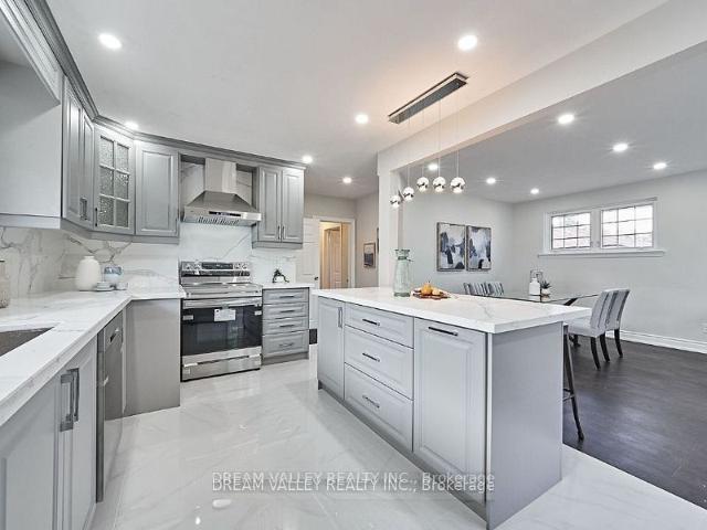 House for rent in Scarborough Centre, Toronto
