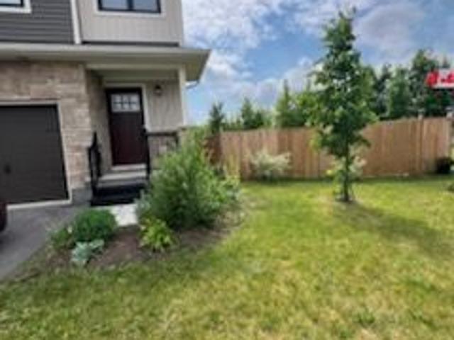 Townhouse for rent in Smiths Falls, Ontario