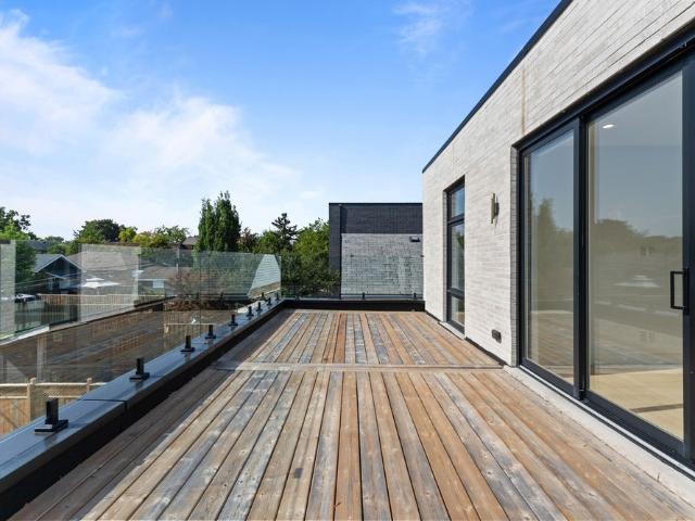 House for rent in Etobicoke—Lakeshore, Toronto