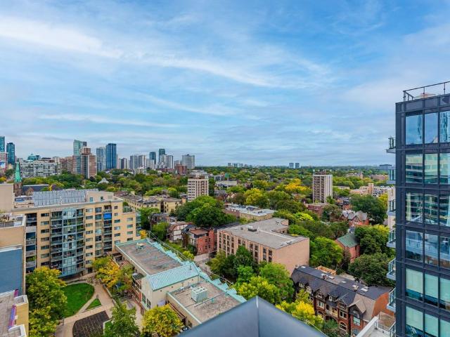 Apartment for rent in Toronto Centre, Toronto