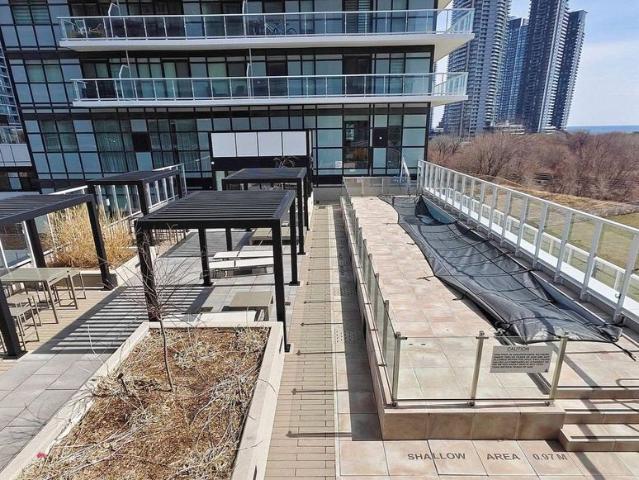 Apartment for rent in Etobicoke—Lakeshore, Toronto
