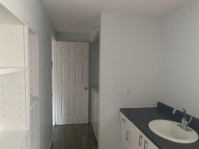 Apartment for rent in Mulhurst Bay, Ontario
