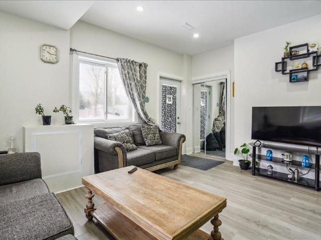House for rent in Ancaster, Ontario