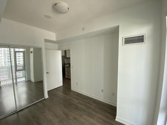 Apartment for rent in Central Erin Mills, Mississauga