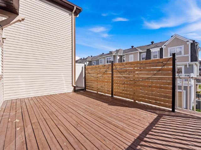 Townhouse for rent in Mulhurst Bay, Ontario