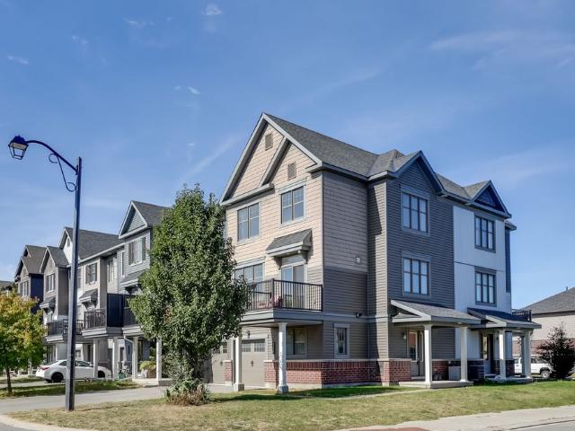 Townhouse for rent in Arcadia, Ottawa