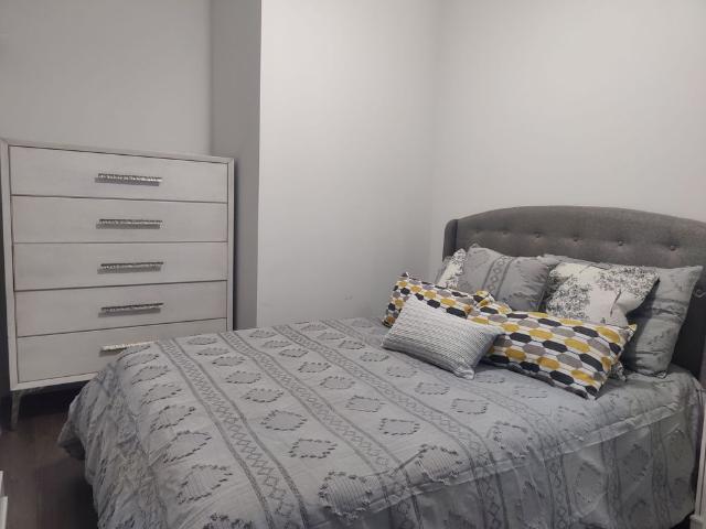 Apartment for rent in Windfields Farm, Oshawa