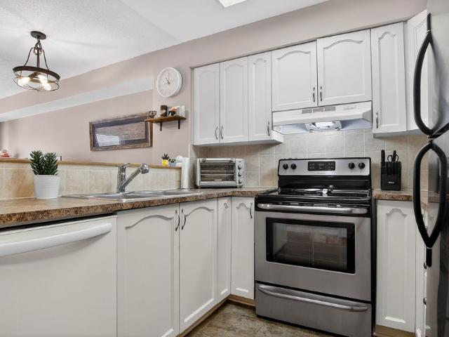 Apartment for rent in Mulhurst Bay, Ontario