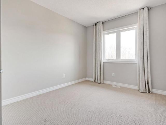 Apartment for rent in Mulhurst Bay, Ontario