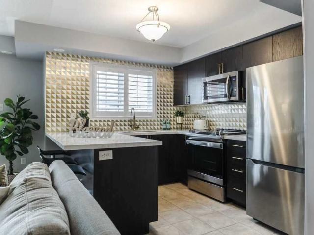 Apartment for rent in Oakville, Golden Horseshoe