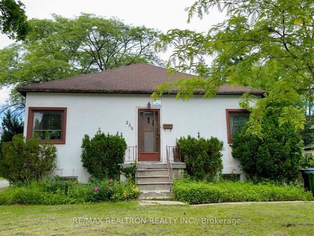 House for rent in Woburn, Ontario