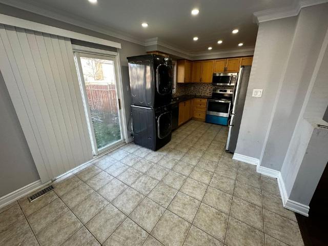 House for rent in Brampton, Golden Horseshoe