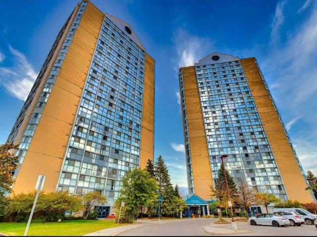 Apartment for rent in Hurontario, Mississauga