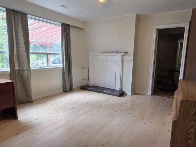 Room for rent in Woburn, Ontario