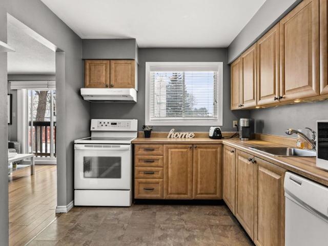 Apartment for rent in Mulhurst Bay, Ontario