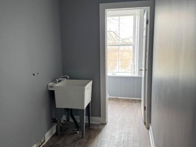 House for rent in Sutton West, Sutton