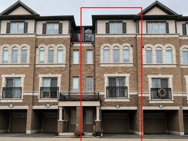 Townhouse for rent in Windfields, Oshawa