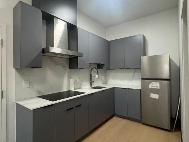 Apartment for rent in Crown Point East, Hamilton