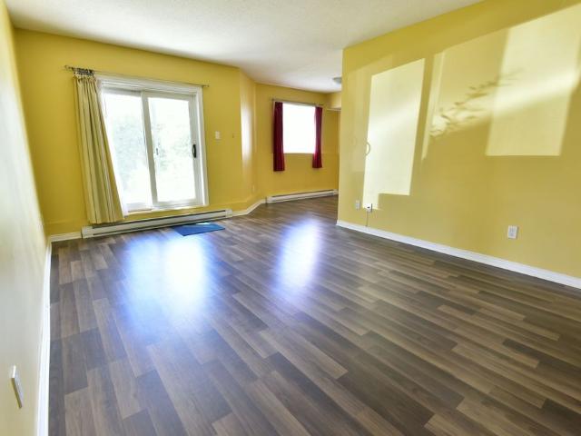 Apartment for rent in Mulhurst Bay, Ontario