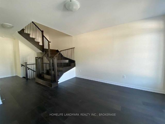 Townhouse for rent in Holland Landing, Golden Horseshoe