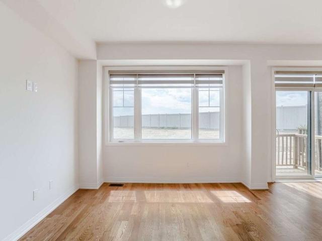 Townhouse for rent in Ancaster, Ontario