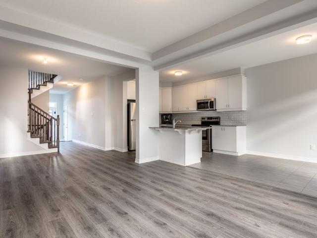 Townhouse for rent in Mulhurst Bay, Ontario