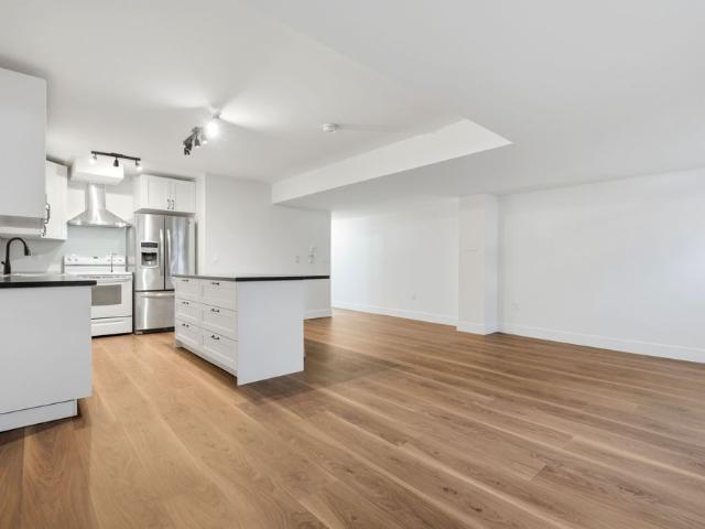 Apartment for rent in Georgina, Ontario
