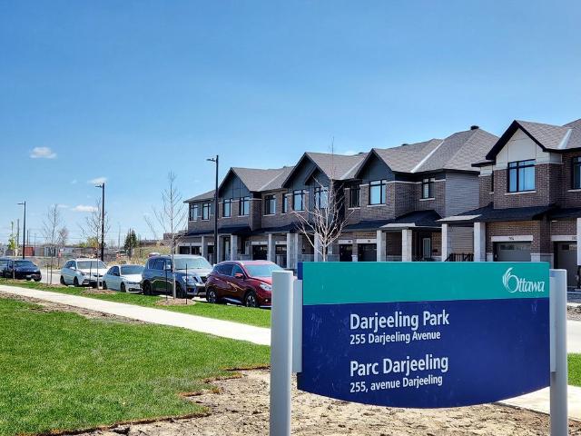 Townhouse for rent in Mulhurst Bay, Ontario
