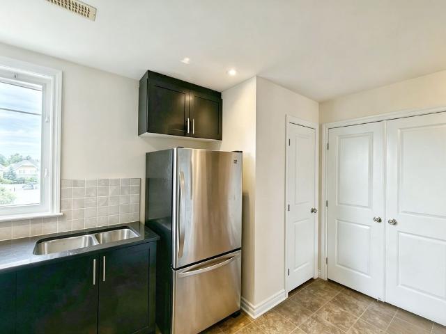 Apartment for rent in Barrhaven West, Ottawa