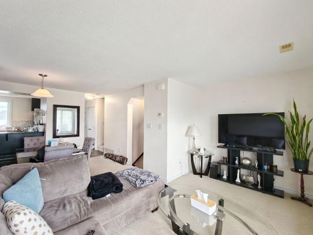 Apartment for rent in Barrhaven West, Ottawa
