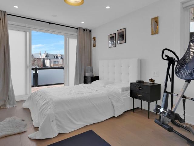 House for rent in University—Rosedale, Toronto
