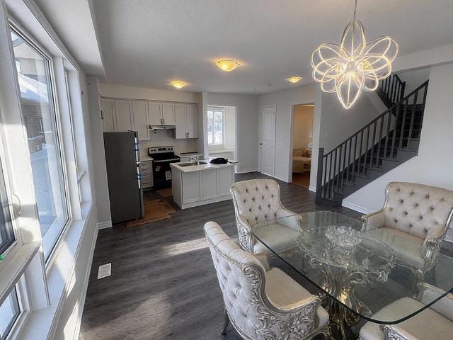 Townhouse for rent in Kawartha Lakes, Ontario