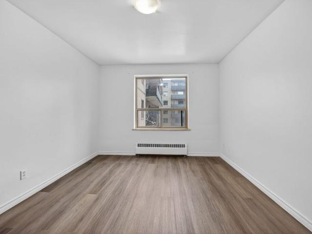 Apartment for rent in Farewell, Oshawa