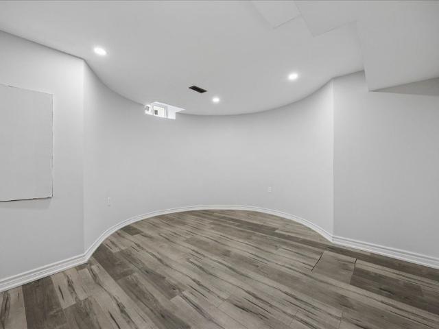 Apartment for rent in Bradford West Gwillimbury, Ontario