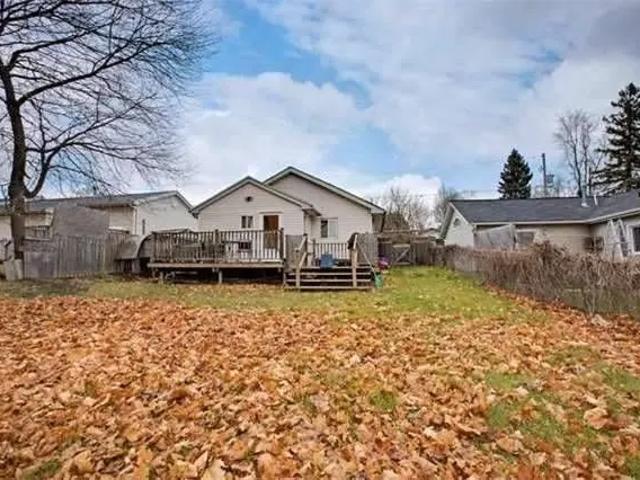 House for rent in Golden Horseshoe, Ontario