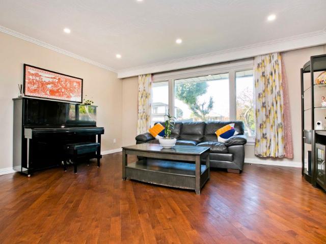 House for rent in Woburn, Ontario