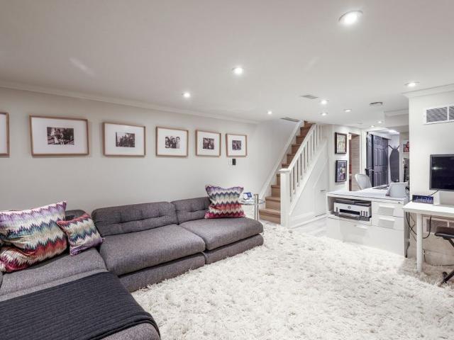 Townhouse for rent in Woburn, Ontario
