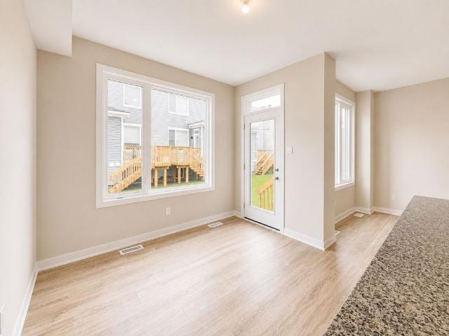 Townhouse for rent in Mulhurst Bay, Ontario