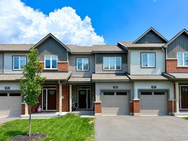 Townhouse for rent in Mulhurst Bay, Ontario