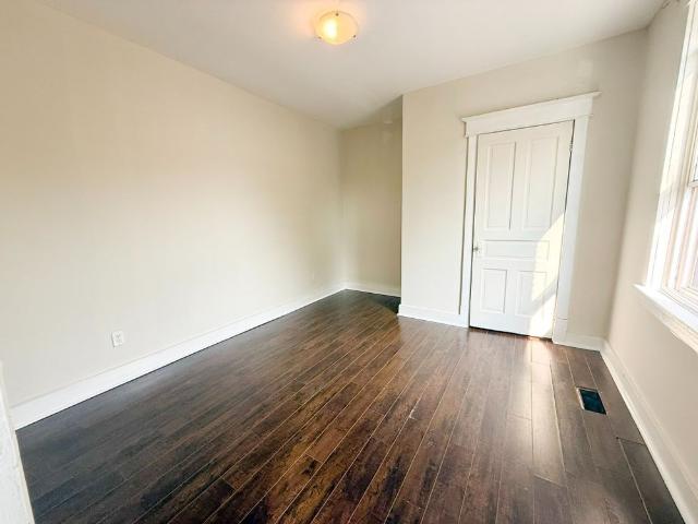 Apartment for rent in Ancaster, Ontario