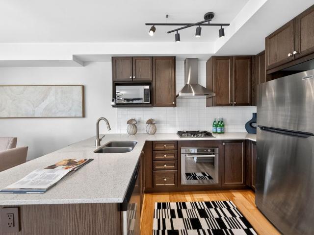 Townhouse for rent in Don Valley East, Toronto