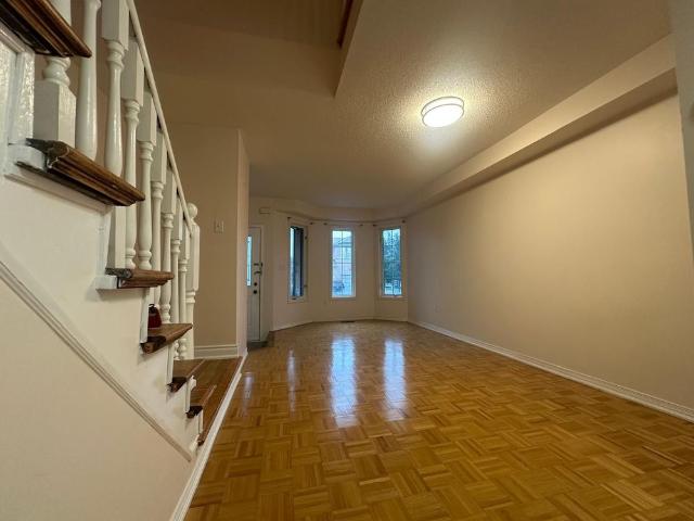 Townhouse for rent in Georgina, Ontario