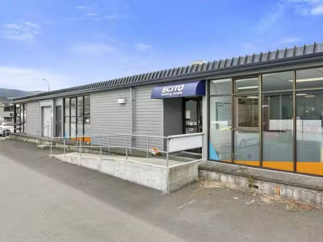House for rent in Otakou