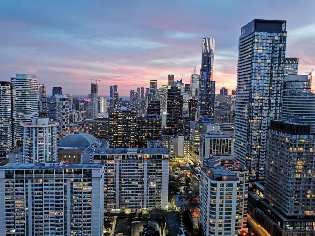 Apartment for rent in Toronto Centre, Toronto