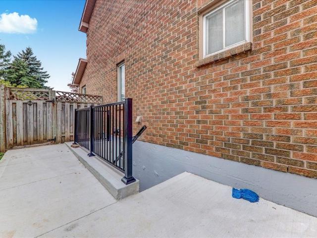 Apartment for rent in Durham, Ontario