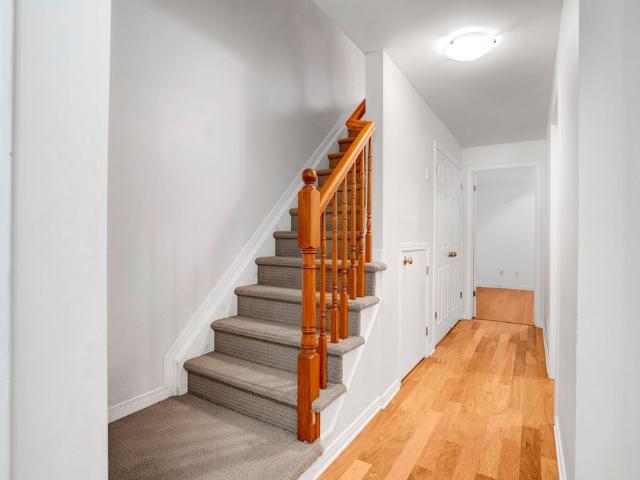 Apartment for rent in Mulhurst Bay, Ontario