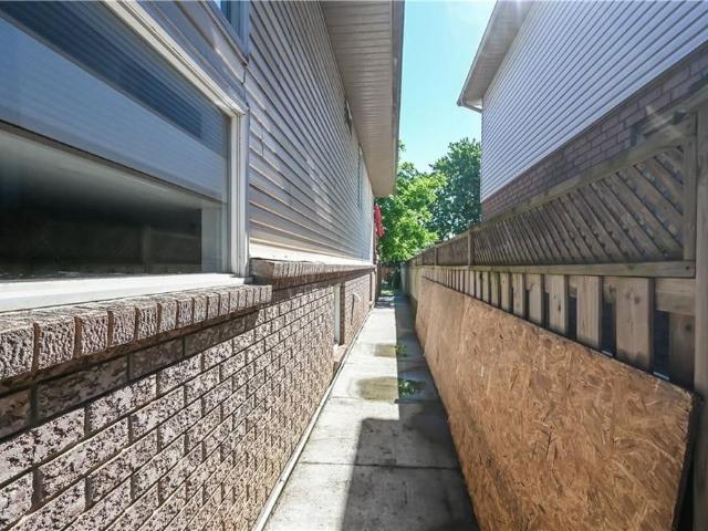 House for rent in Ancaster, Ontario